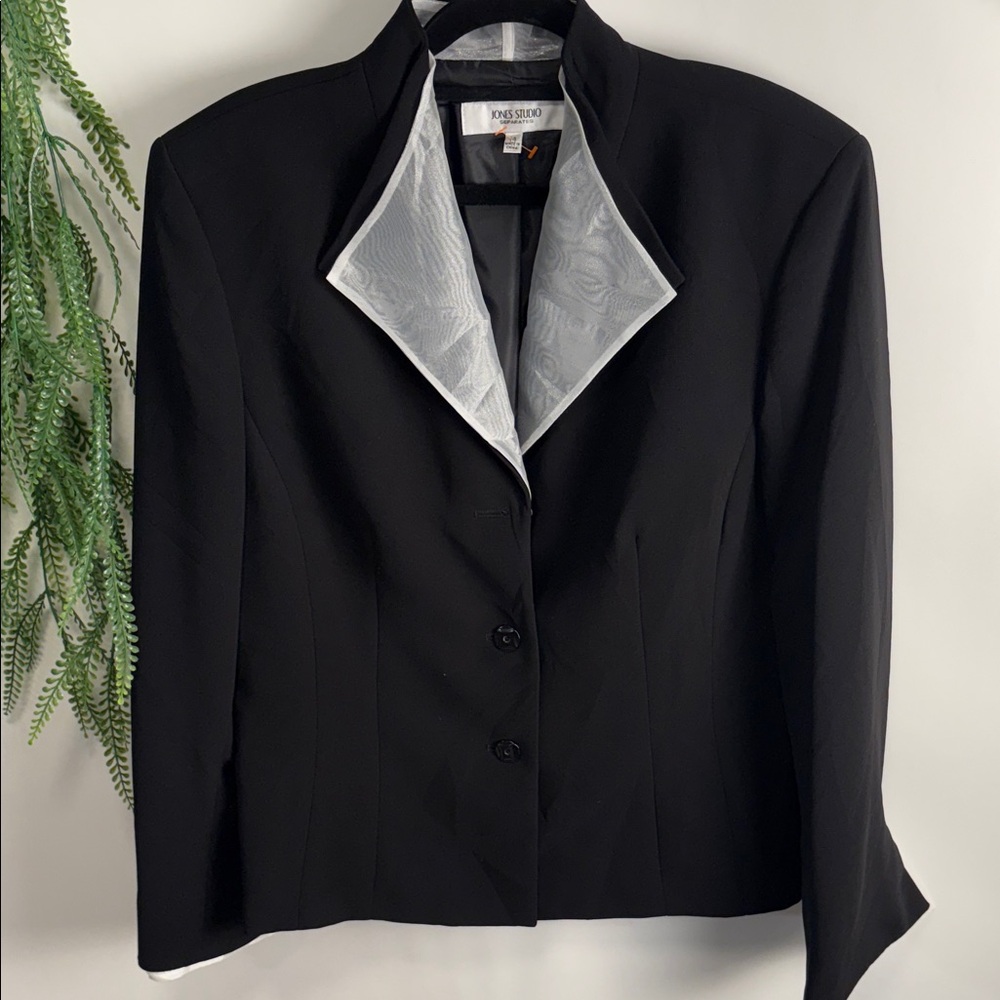 Jones Studio Black Blazer with Elegant Silver Trim